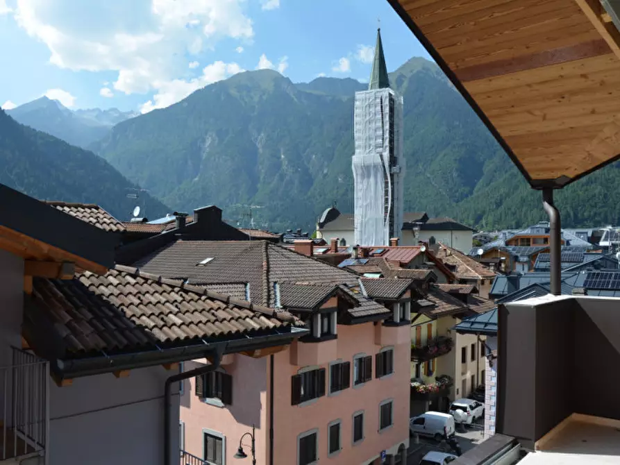 Immagine 23 di Appartamento in vendita  in Via Binelli, 3 a Pinzolo