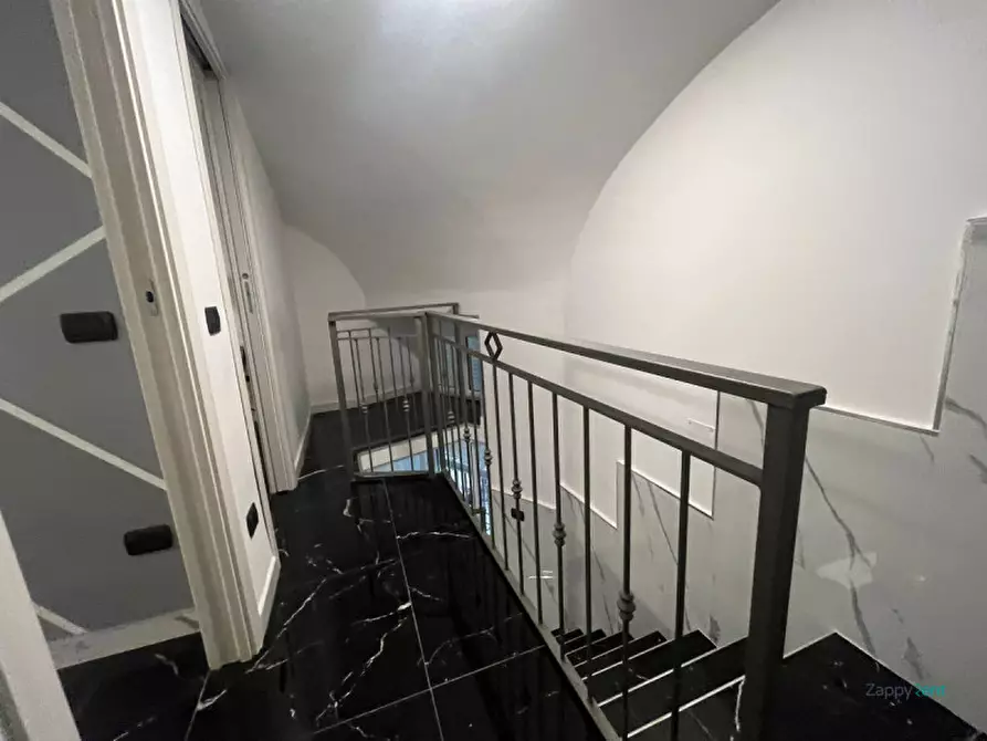 Immagine 5 di Appartamento in affitto  in Via San Attanasio, 60 a Napoli