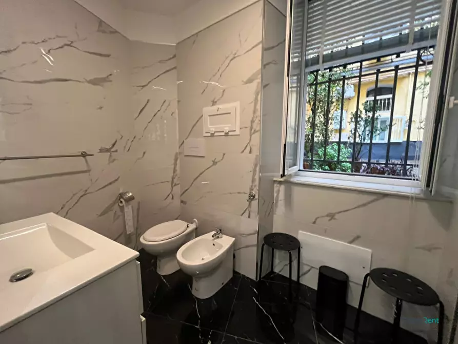 Immagine 19 di Appartamento in affitto  in Via San Attanasio, 60 a Napoli