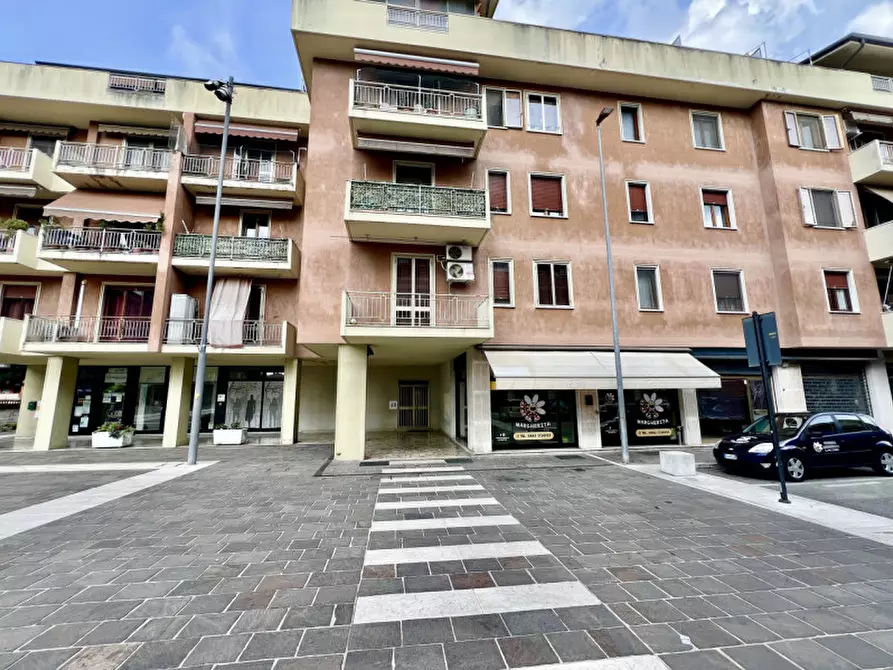 Immagine 1 di Appartamento in vendita  in piazza costituzione a Legnago