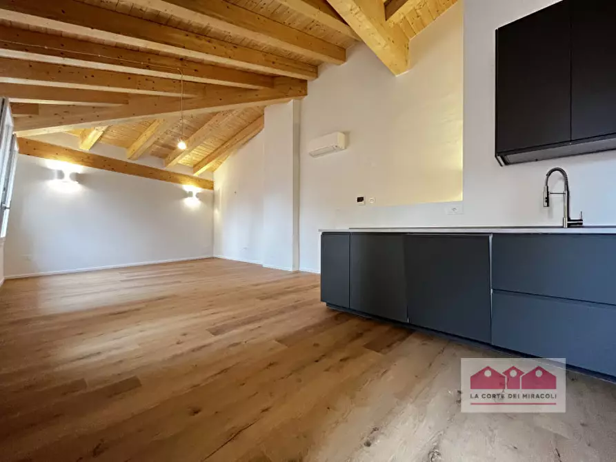 Immagine 1 di Casa indipendente in affitto  in Contra' dei Burci a Vicenza