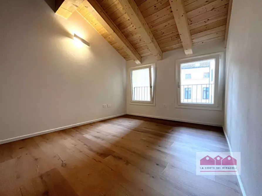 Immagine 8 di Casa indipendente in affitto  in Contra' dei Burci a Vicenza