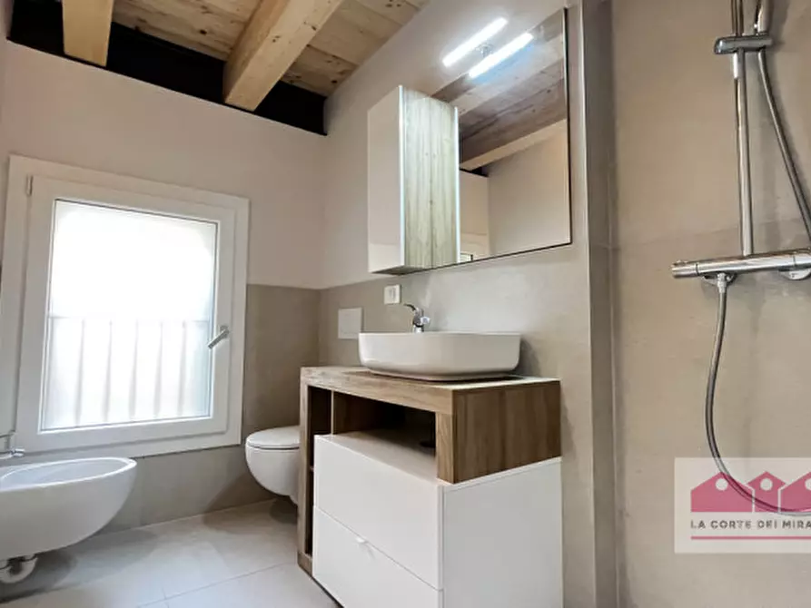 Immagine 19 di Casa indipendente in affitto  in Contra' dei Burci a Vicenza