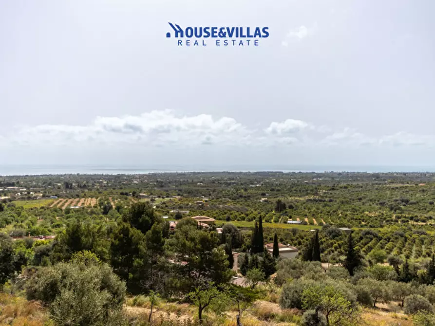 Immagine 2 di Villa in vendita  in mammanelli a Avola