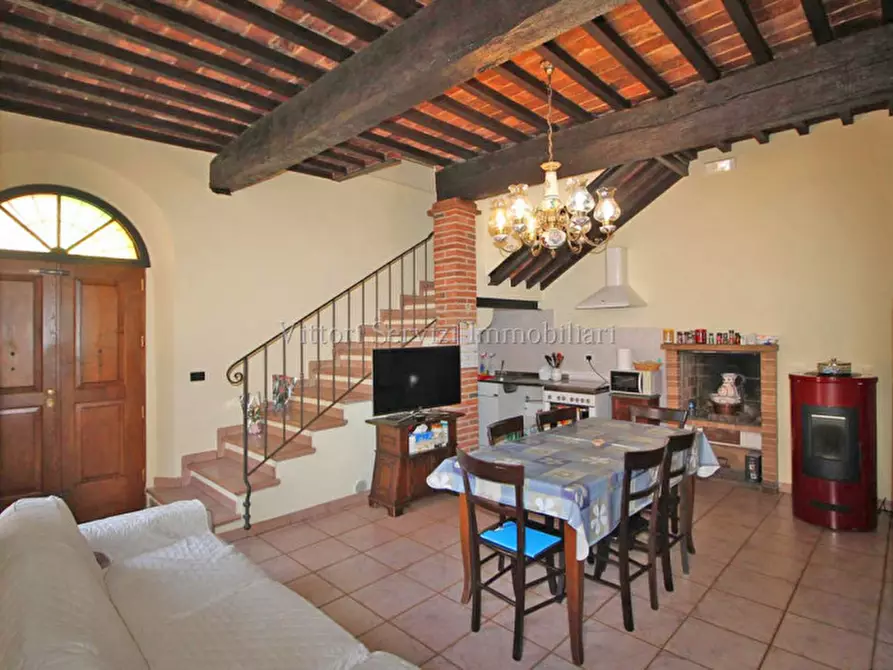 Immagine 2 di Casa bifamiliare in vendita  in Via Dei Fossi a Sinalunga