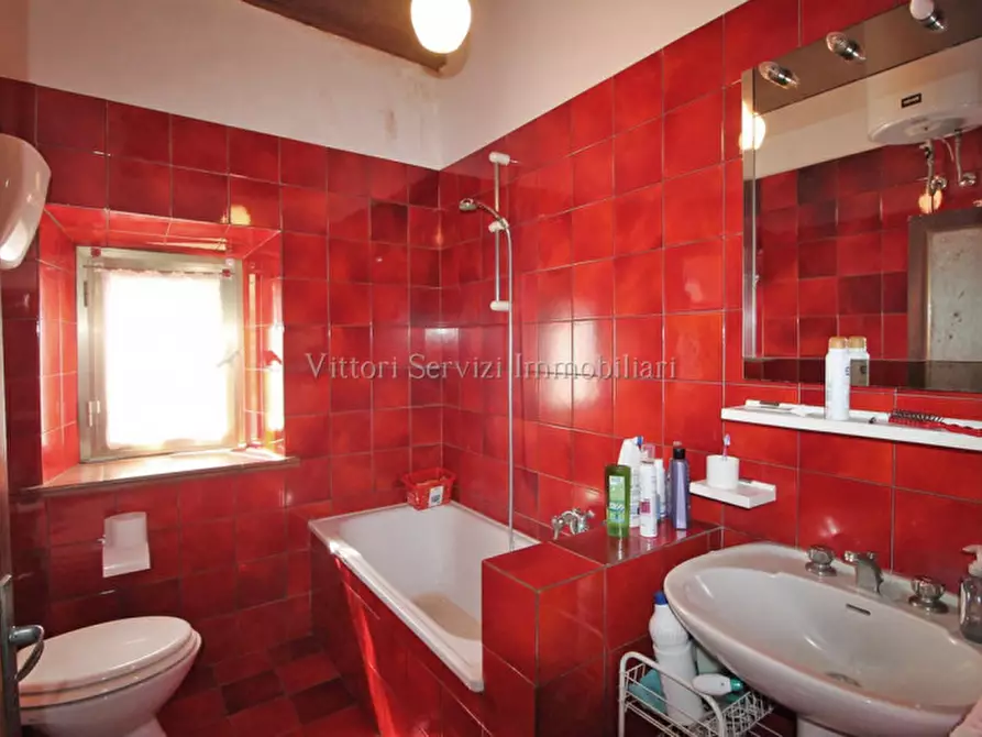 Immagine 14 di Casa bifamiliare in vendita  in Via Dei Fossi a Sinalunga