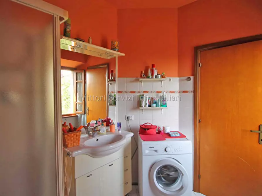 Immagine 15 di Casa bifamiliare in vendita  in Via Dei Fossi a Sinalunga