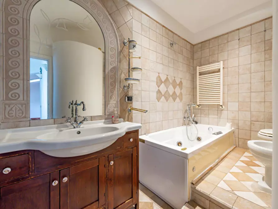 Immagine 15 di Appartamento in vendita  in Via Cosimo Morelli 18 a Roma