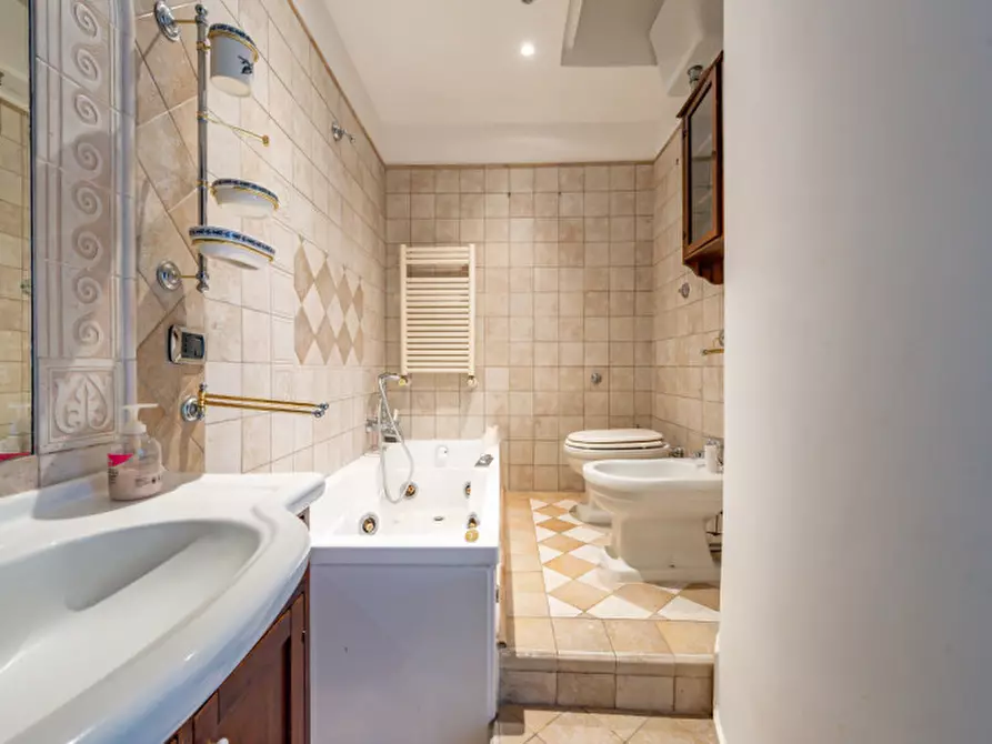 Immagine 16 di Appartamento in vendita  in Via Cosimo Morelli 18 a Roma