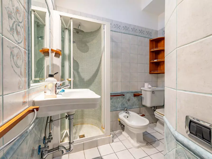 Immagine 17 di Appartamento in vendita  in Via Cosimo Morelli 18 a Roma