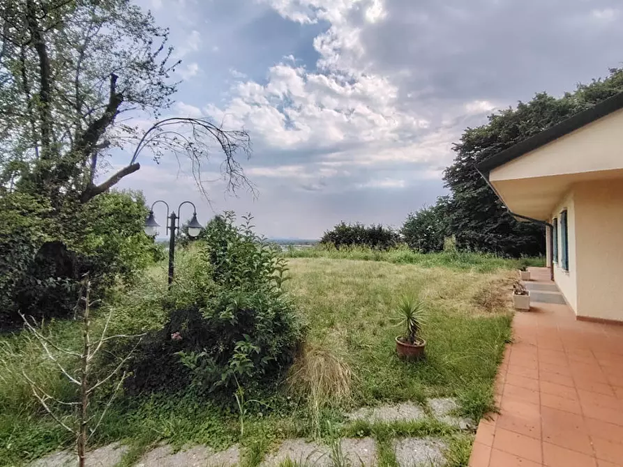 Immagine 17 di Villa in vendita  a Montebelluna