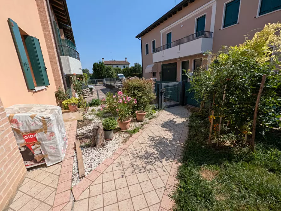 Immagine 6 di Villetta a schiera in vendita  in Via Mo. G. Pierobon a Massanzago