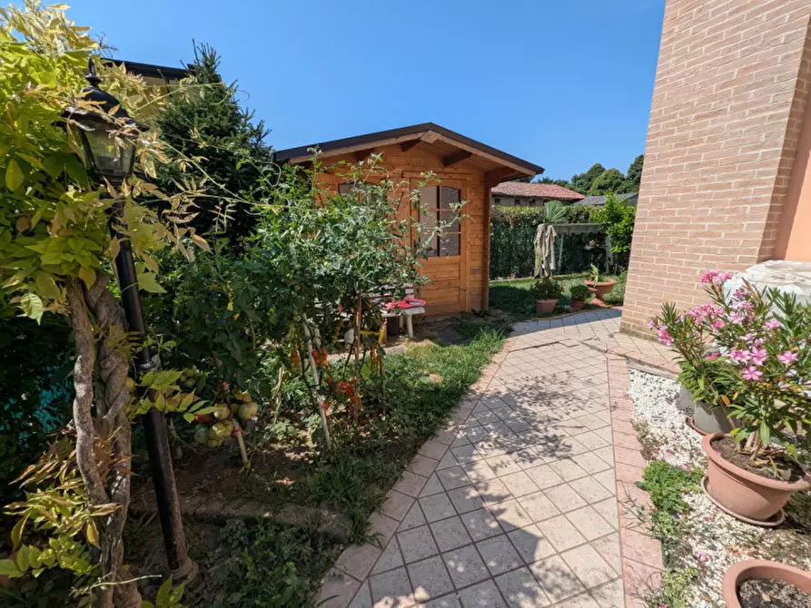 Immagine 7 di Villetta a schiera in vendita  in Via Mo. G. Pierobon a Massanzago