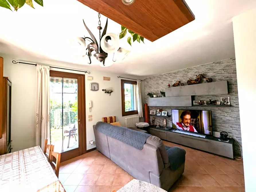 Immagine 11 di Villetta a schiera in vendita  in Via Mo. G. Pierobon a Massanzago