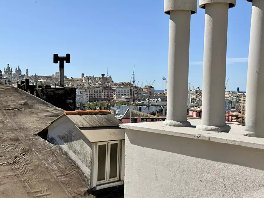 Immagine 1 di Appartamento in vendita  in Via Di Pre 20 a Genova