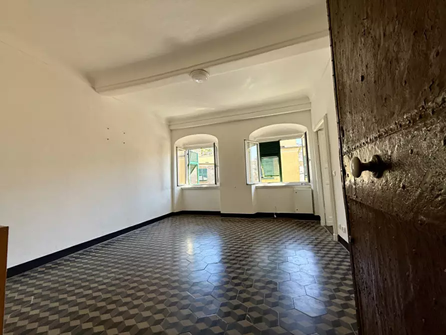 Immagine 3 di Appartamento in vendita  in Via Di Pre 20 a Genova