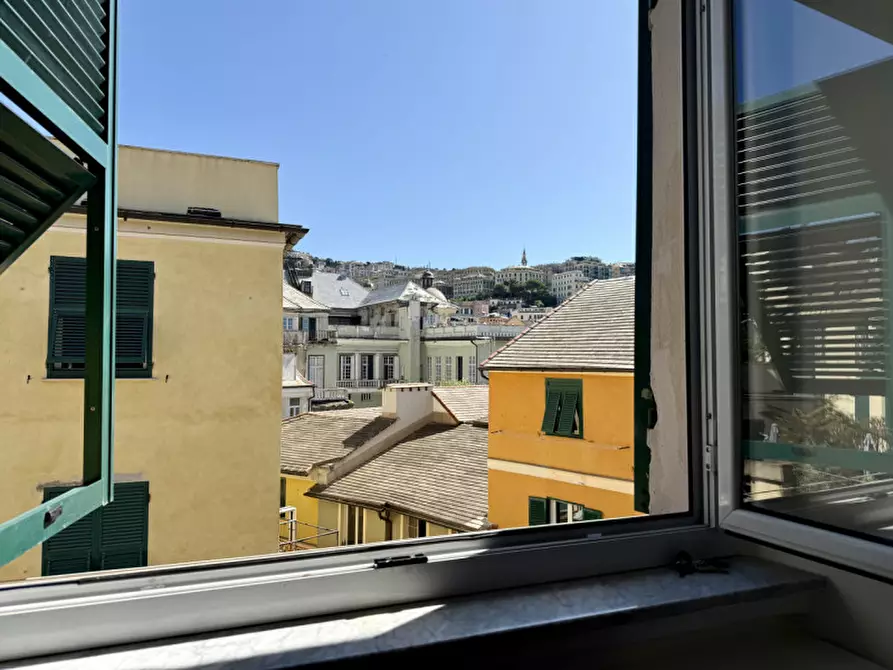 Immagine 8 di Appartamento in vendita  in Via Di Pre 20 a Genova