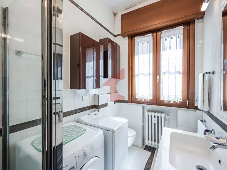 Immagine 19 di Appartamento in vendita  in Via Ezio Vanoni a Parma