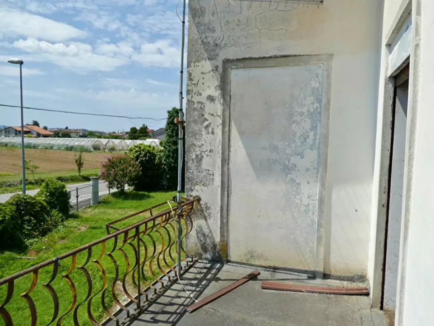 Immagine 4 di Rustico / casale in vendita  in Via Spine a Monticello Conte Otto