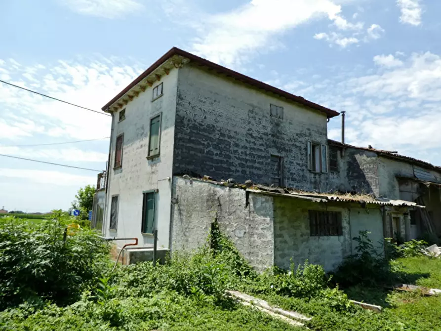 Immagine 18 di Rustico / casale in vendita  in Via Spine a Monticello Conte Otto