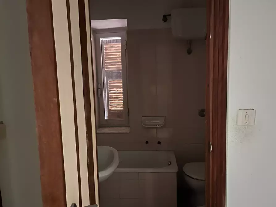 Immagine 18 di Casa indipendente in vendita  in Via Cavour a Alessandria