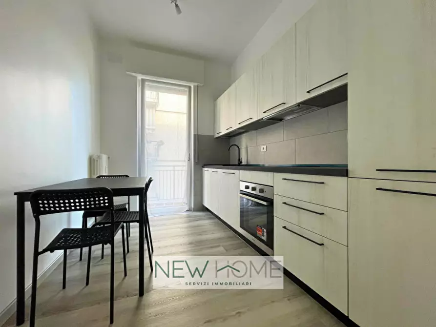 Immagine 4 di Camera in affitto  in Via Alberto dalla Scala 10 a Verona