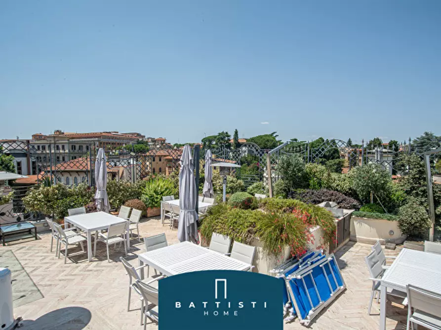 Immagine 7 di Palazzo in vendita  in Via Giovanni Battista Morgagni a Roma