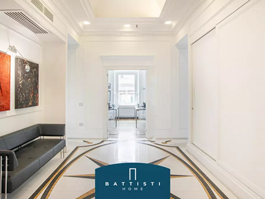 Immagine 28 di Palazzo in vendita  in Via Giovanni Battista Morgagni a Roma