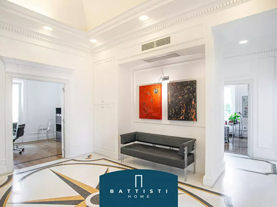 Immagine 29 di Palazzo in vendita  in Via Giovanni Battista Morgagni a Roma