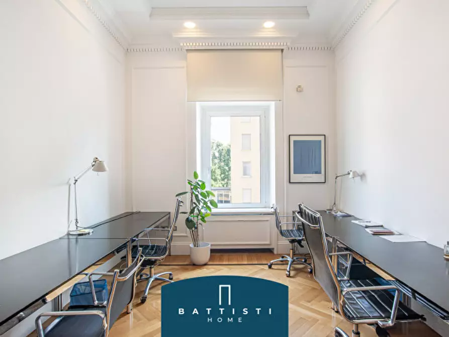 Immagine 32 di Palazzo in vendita  in Via Giovanni Battista Morgagni a Roma