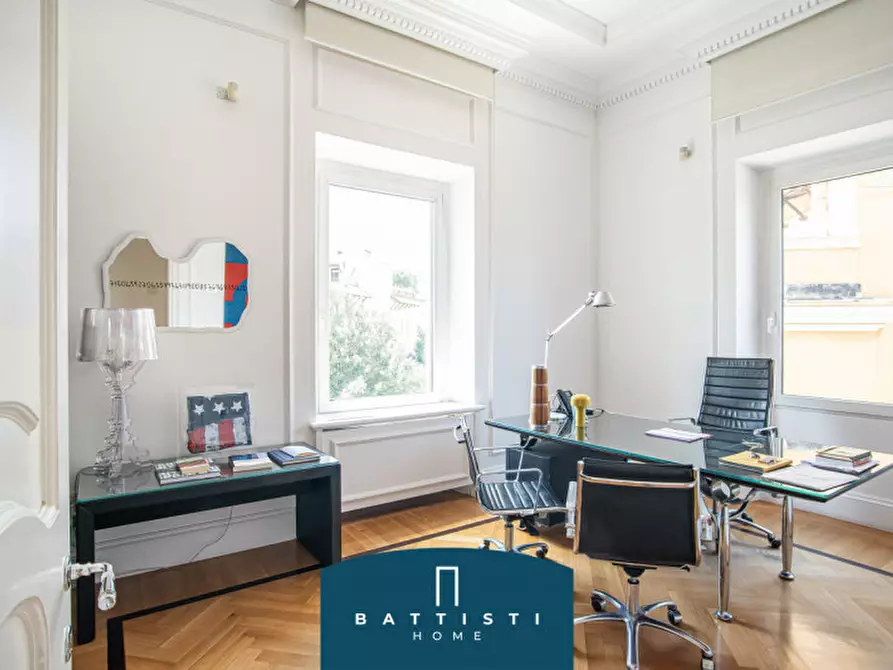 Immagine 33 di Palazzo in vendita  in Via Giovanni Battista Morgagni a Roma