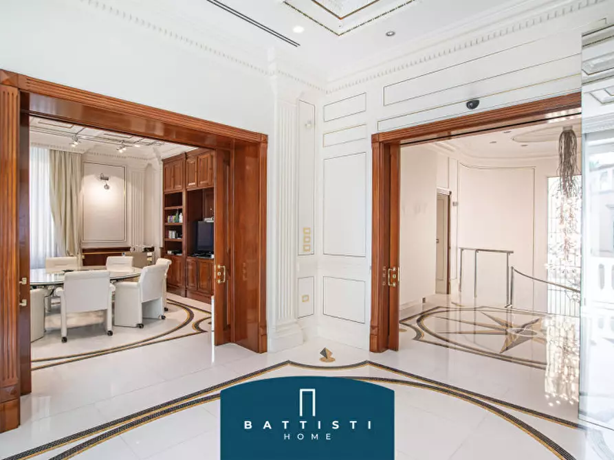 Immagine 39 di Palazzo in vendita  in Via Giovanni Battista Morgagni a Roma