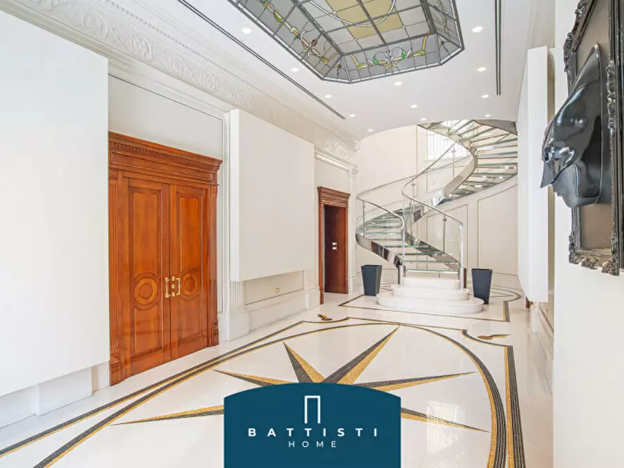 Immagine 50 di Palazzo in vendita  in Via Giovanni Battista Morgagni a Roma