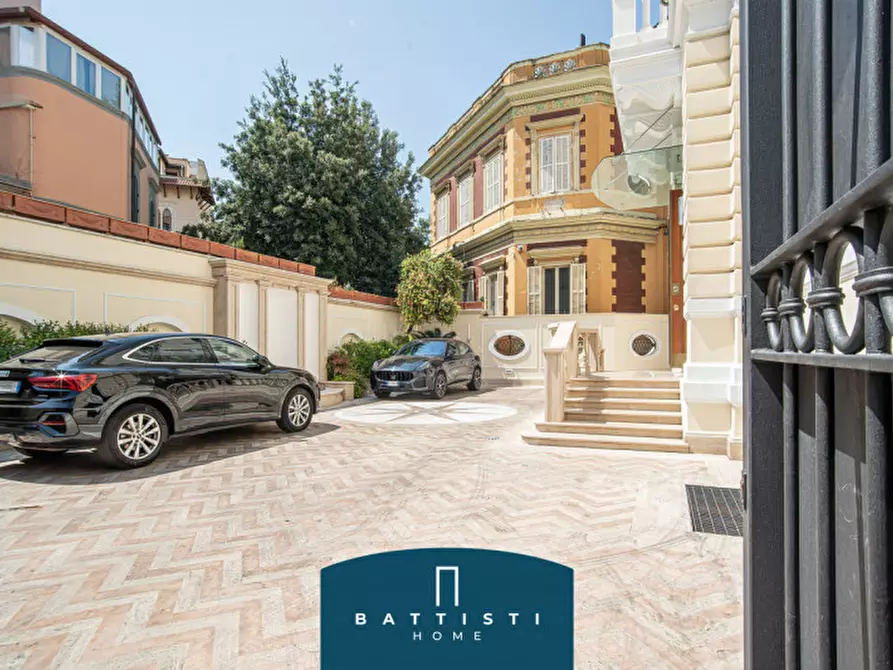 Immagine 64 di Palazzo in vendita  in Via Giovanni Battista Morgagni a Roma