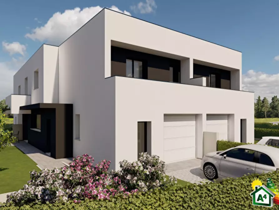 Immagine 1 di Casa trifamiliare in vendita  in Via Monte Rua a Selvazzano Dentro