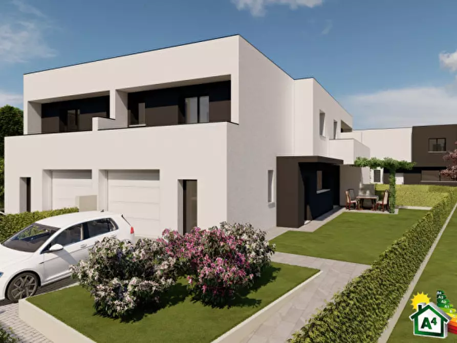 Immagine 2 di Casa trifamiliare in vendita  in Via Monte Rua a Selvazzano Dentro