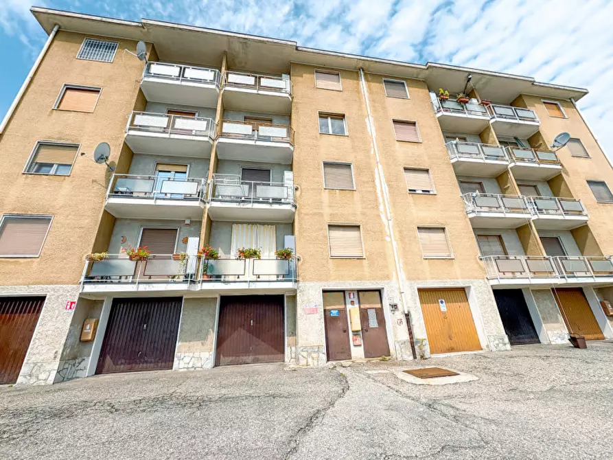 Immagine 3 di Appartamento in vendita  in via Piave a Pogno