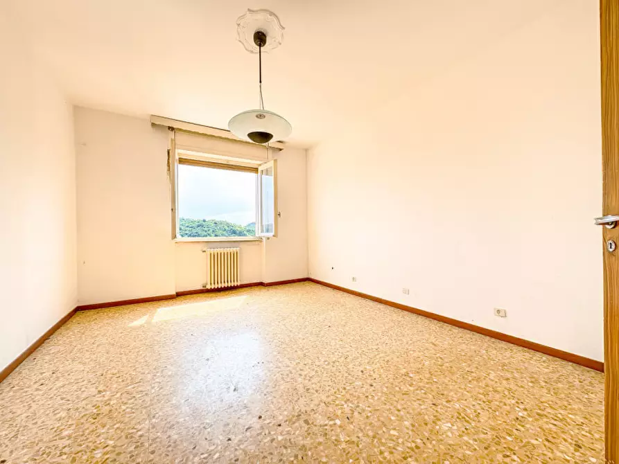 Immagine 10 di Appartamento in vendita  in via Piave a Pogno