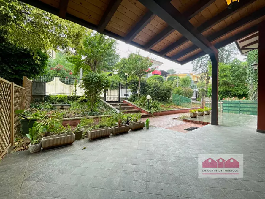 Immagine 11 di Casa bifamiliare in vendita  in Via Giardini 100 a Arcugnano