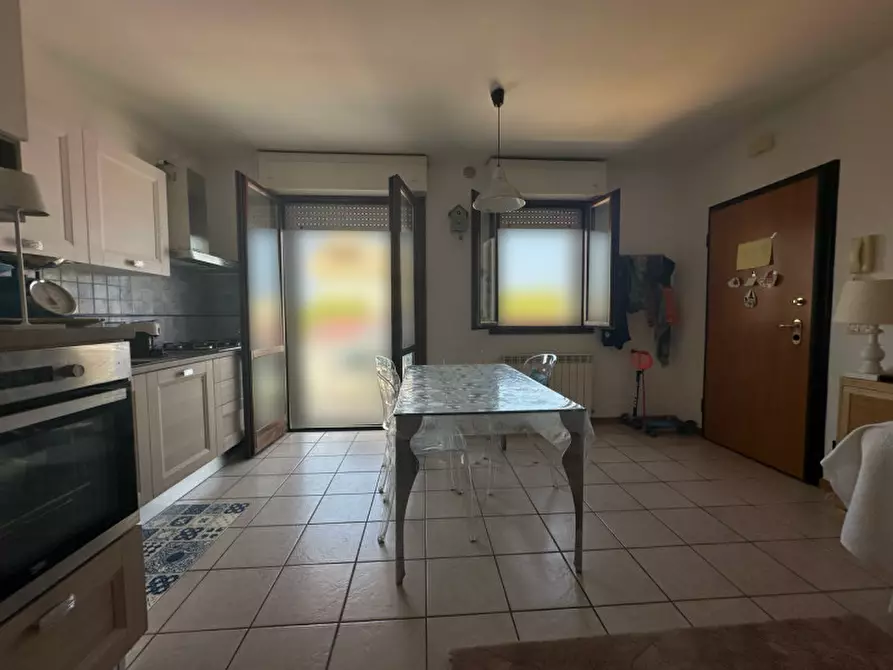 Immagine 2 di Appartamento in vendita  a Senigallia