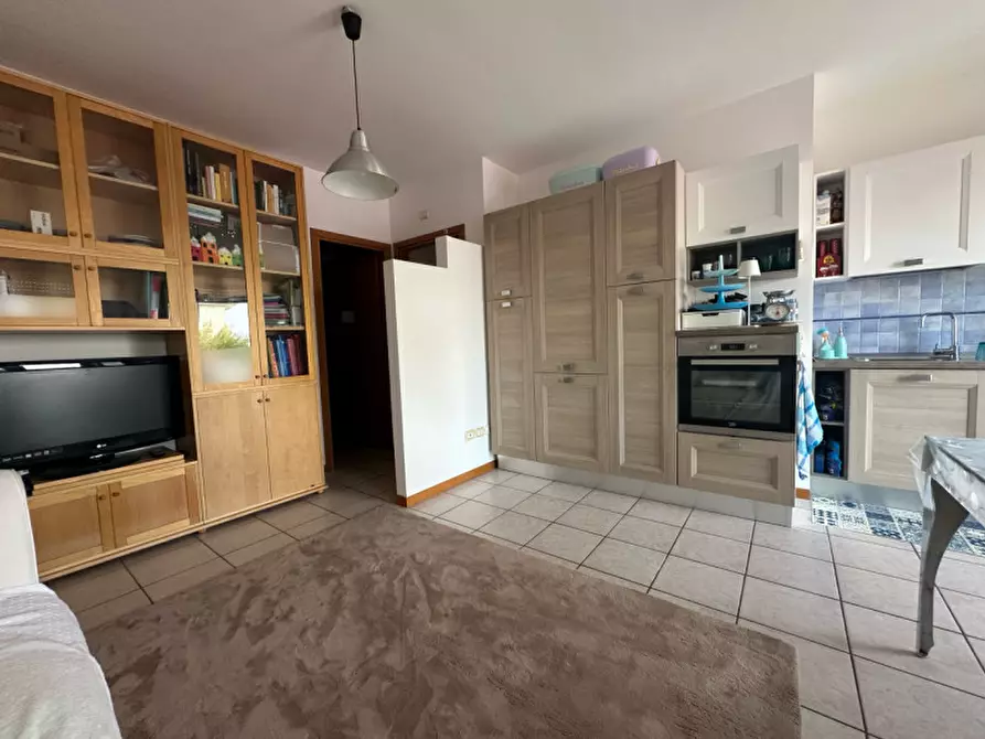 Immagine 3 di Appartamento in vendita  a Senigallia