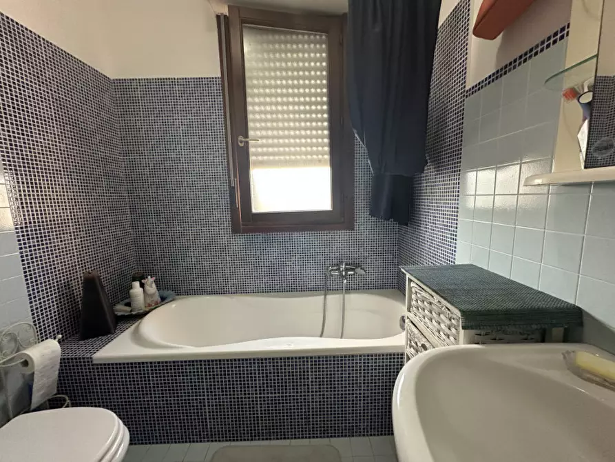 Immagine 9 di Appartamento in vendita  a Senigallia