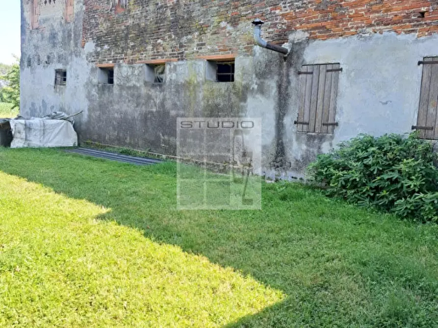 Immagine 5 di Rustico / casale in vendita  in Via Maglio a Villa Del Conte