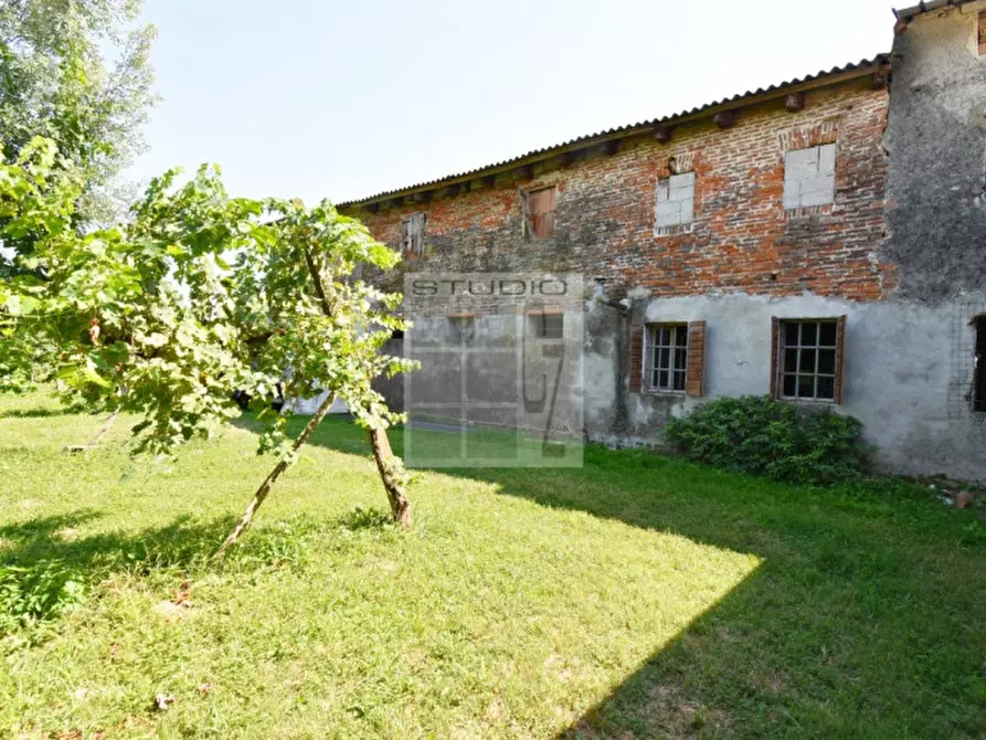 Immagine 8 di Rustico / casale in vendita  in Via Maglio a Villa Del Conte