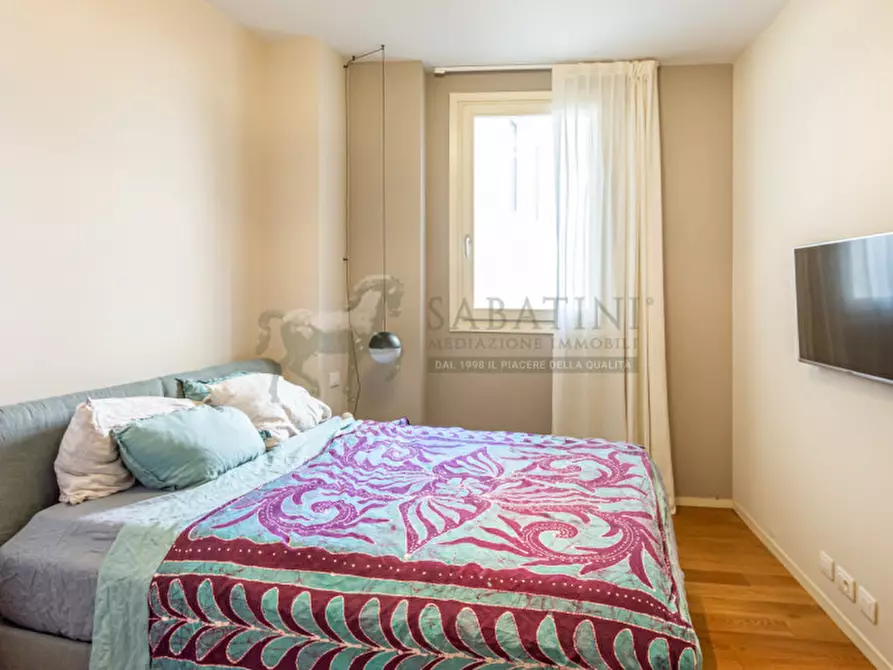 Immagine 17 di Appartamento in vendita  in Viale Monte Grappa 16 a Milano