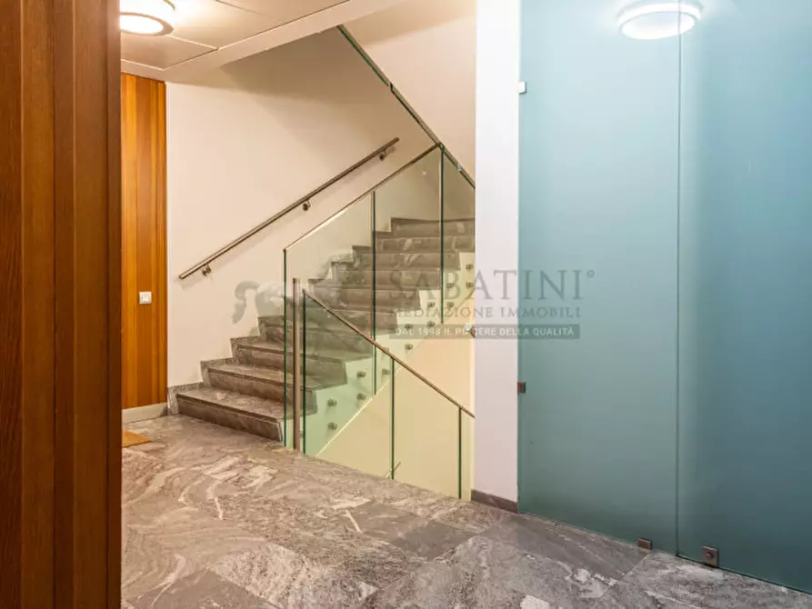 Immagine 26 di Appartamento in vendita  in Viale Monte Grappa 16 a Milano