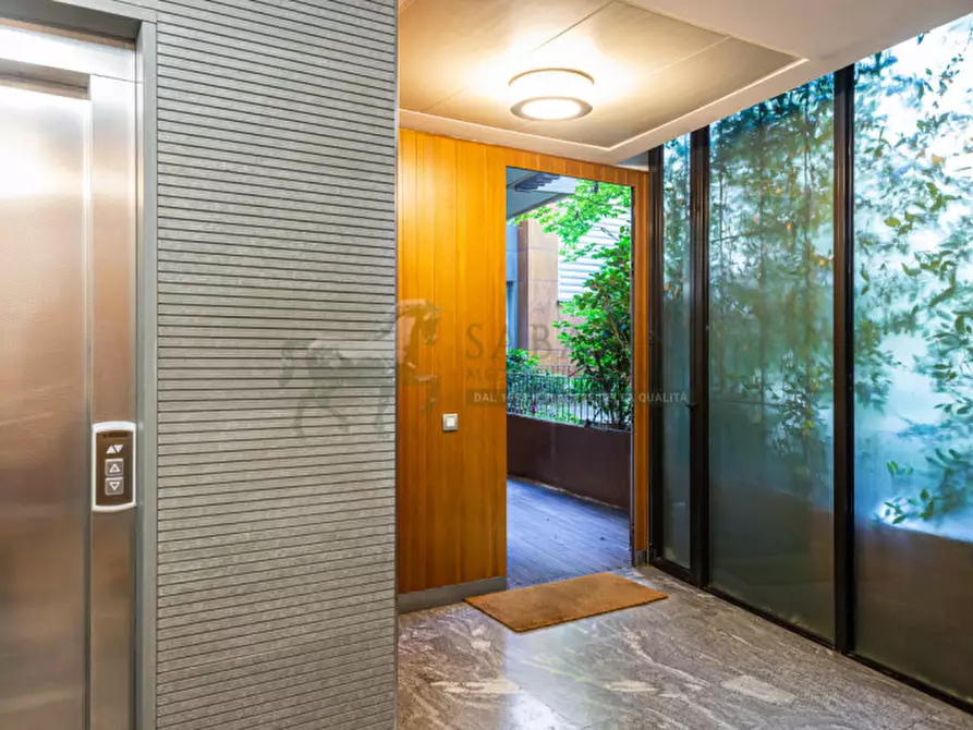 Immagine 28 di Appartamento in vendita  in Viale Monte Grappa 16 a Milano