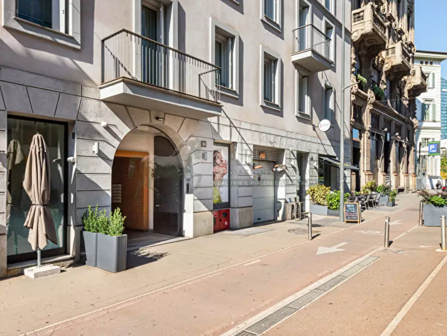 Immagine 42 di Appartamento in vendita  in Viale Monte Grappa 16 a Milano