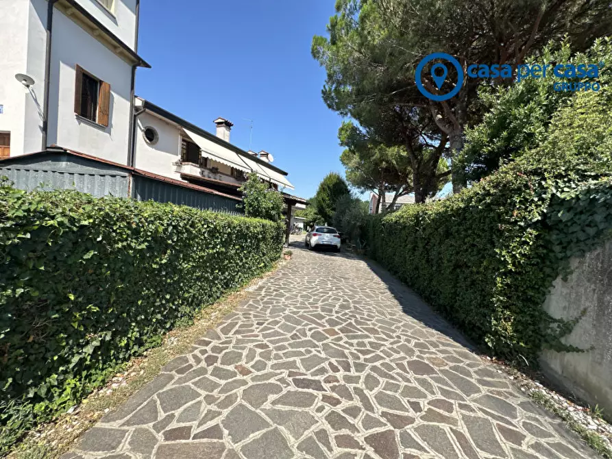 Immagine 31 di Villetta a schiera in vendita  in Via Ragazzi del 99 a Adria