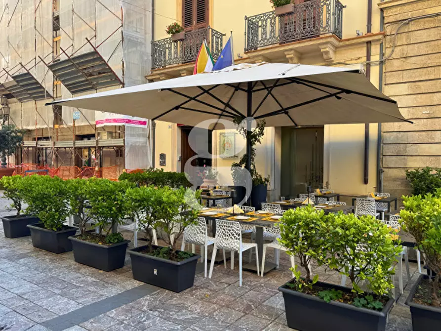 Immagine 3 di Attività commerciale in vendita  in Via Giacomo Medici,N°75 a Milazzo